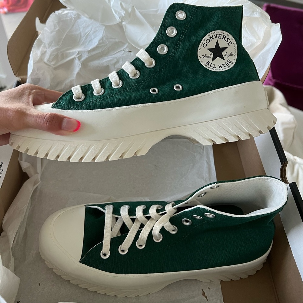 Converse Women's Green Chuck Taylor All Star Lugged 2.0 High Top Sneakers
